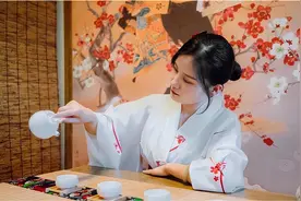 卫生间没窗户，臭味散不掉？学学日本人的方法，太高明了图片