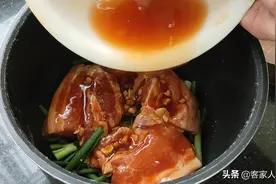 广式叉烧为什么那么香？原来做法这么简单，一打开盖，肚子都饿了图片
