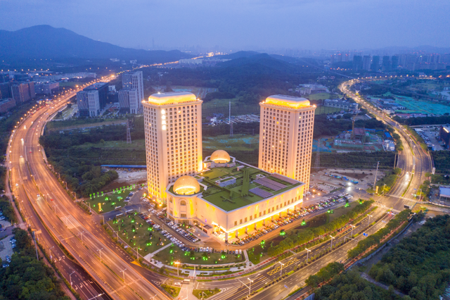钻级风采（55） | 国家五钻企业—南京白金汉爵大酒店有限公司