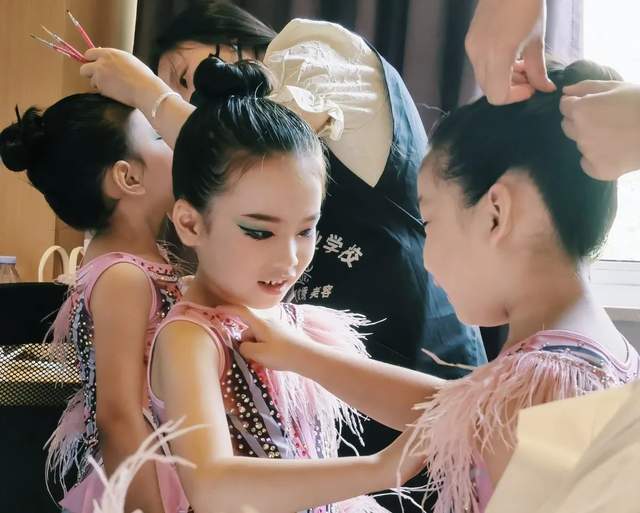 四川省民生研究会新媒体中心-官网