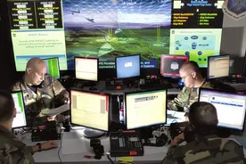 全球共13台根服务器，美国独占10台，若想关停中国网络可能吗？图片