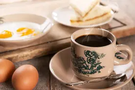 冠心病不能喝茶，会诱发心梗？茶究竟是心血管病克星，还是催命符图片
