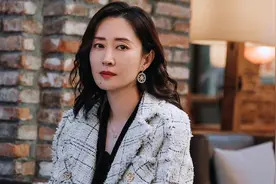 靳东新剧饰演大法官，刘敏涛左小青加盟，法治剧《底线》开播图片