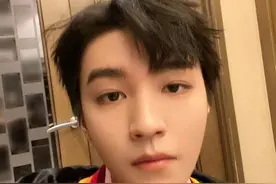 王俊凯被曝延期毕业，重修数门课程，大一时被取消英文考试资格图片
