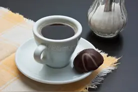 为什么黑咖啡加了牛奶就不减肥了？图片