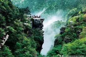 中国十大名山，泰山只能排第二，爬过五座是青铜，爬过七座是王者图片