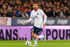 福布斯发布运动员年收入榜：梅西以1.3亿美元居首 詹姆斯力压C罗图片