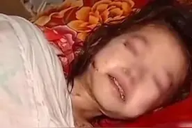 10岁女孩全身溃烂生蛆，亲生父亲却狠心拒见最后一面，结局怎样？图片