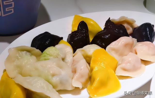 暑假了，如果你来山东，作为四大菜系之首的鲁菜，这十大特色美食，吃过五种就称得上九段美食大师。