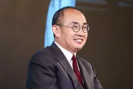 携300亿出逃美国，潘石屹“罕见发声”示好国人，网友：后悔了？图片