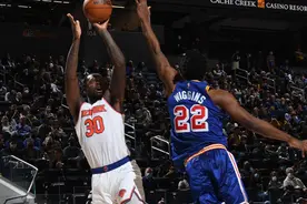 兰德尔28+16+7尼克斯力克勇士，库里空砍35+10图片