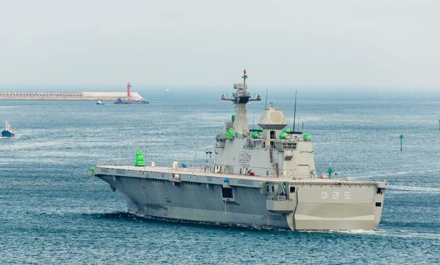 台岛尚未收回，东海、北海舰队被封堵，海空兵力如何能突出重围？