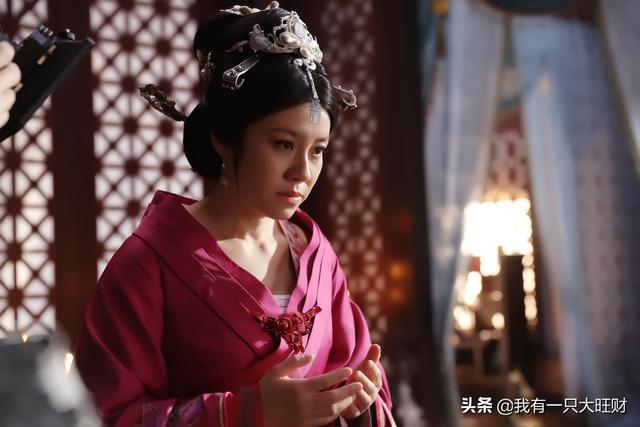 《琅琊榜》生于皇族长于黑暗，萧元启黑化造反，源于不甘和贪婪