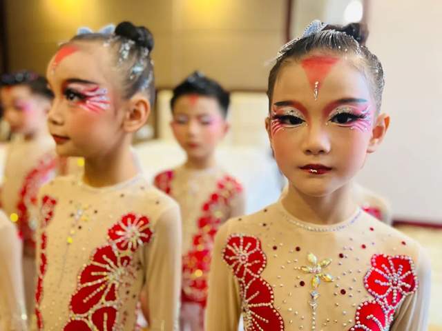 四川省民生研究会新媒体中心-官网