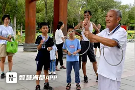 惊喜！金山公园里有位“魔术师爷爷”，你遇见过吗？图片
