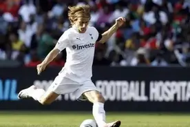 世界足坛矮个子球员最佳阵容，组合起来绝对是世界顶级的存在图片