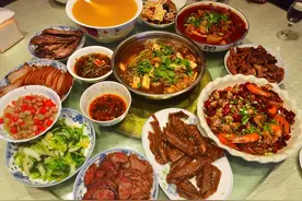 除夕年夜饭：老人说“5样上了桌，来年一场空”，这5样指的是什么图片