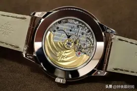 钟表收藏家眼中的最美珍珠陀：百达翡丽240与萧邦1.96机心图片