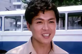 因流氓罪入狱，被称为囚歌王子，后来才发现《铁窗泪》原唱不是他图片