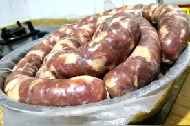 自己动手灌香肠，简单卫生还好吃，新手小白也能学得会图片