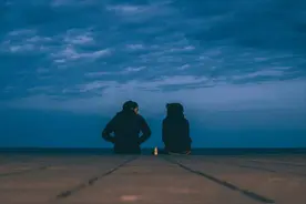 上海一对情侣宅家不出门，男朋友炒了一道菜，女朋友吃不下想分手图片