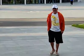 嘚瑟！郭斌走出六亲不认的步伐，王楠直呼欠揍，网友：有这个资本图片