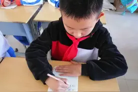 汉语拼音“O”到底怎么读？读成“欧”，是为了迎合西方的发音？图片