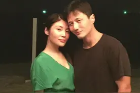 徐冬冬和尹子维官宣复合，晒十指相扣秀恩爱，男友追爱过程很疯狂图片