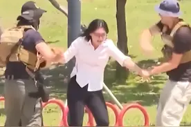 解放军还没动作，台岛就演习蔡英文被捕，替身简直和本人一模一样图片