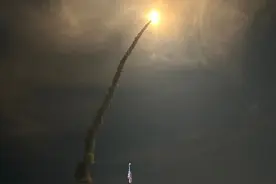 美国还是超级大国，登月火箭成功发射，我们也要加紧了图片