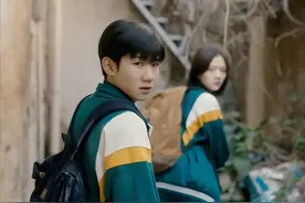 王源被人民文娱点评，言辞犀利，句句说到观众的心坎里图片