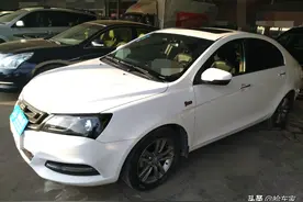 吉利帝豪不保值，开了五年还能卖多少？图片
