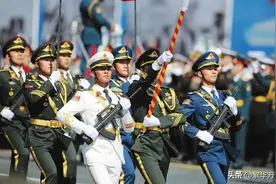 四代半战机的顶流巅峰，歼16和F15EX，到底谁的实力更强？图片