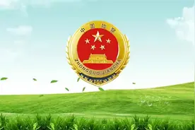 年底的暖心事图片