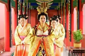 安乐公主李裹儿：双胞胎之一，自创皇太女，智商不够，野心还挺大图片