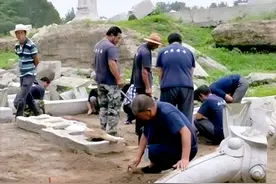 圆明园被烧毁160年后，专家打捞河道时，挖出一个罕见的文物图片