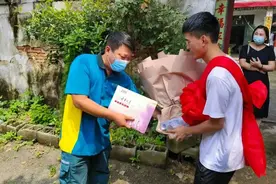 清华录取通知书来了！恭喜新兴镇马庄村孙宇腾同学图片