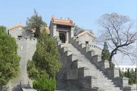 河南老君台的故事图片