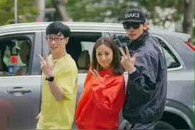 李孝利成为刘在石同门后辈，网友们笑翻：要来整顿职场。图片