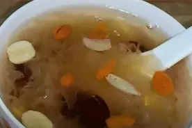 为何你煮的银耳莲子羹不出胶？教你一招，出锅软糯香甜，粘稠好喝图片