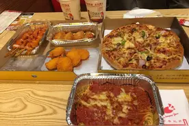 年入21亿！广东披萨店，正痛揍必胜客图片