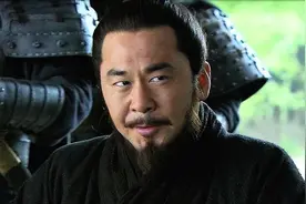 曹丕见两牛打架 ，逼弟弟曹植以牛作诗不可有牛字，结果流传千古图片