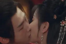 《卿卿日常》第8集：尹峥酒后亲吻李薇，醒来忘得一干二净图片