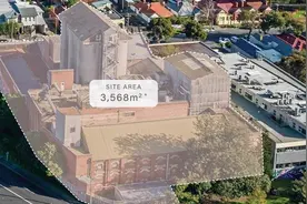 老厂房到新住宅，变身联排别墅和公寓图片