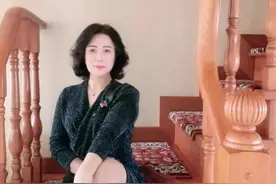 60岁单身大妈再婚，婚后生活使她醒悟，男人都是一个德行图片