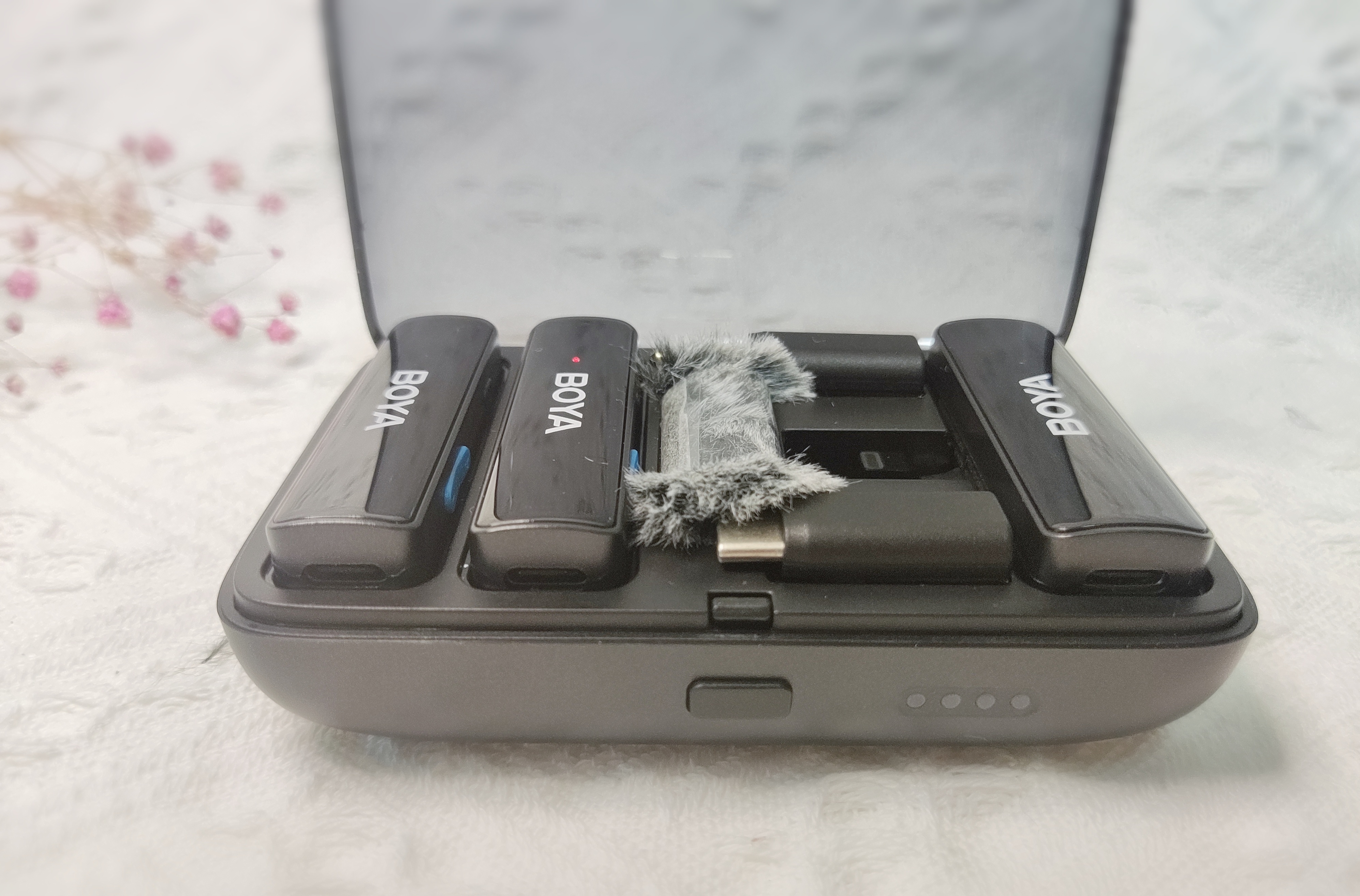 视频小白入手麦克风会在意哪3点？——附博雅一拖二小蜜蜂开箱分享