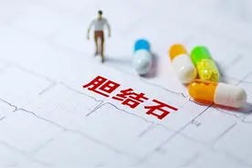 胆结石患者要注意了：日常要管住嘴，有些饮食再爱也要避开图片