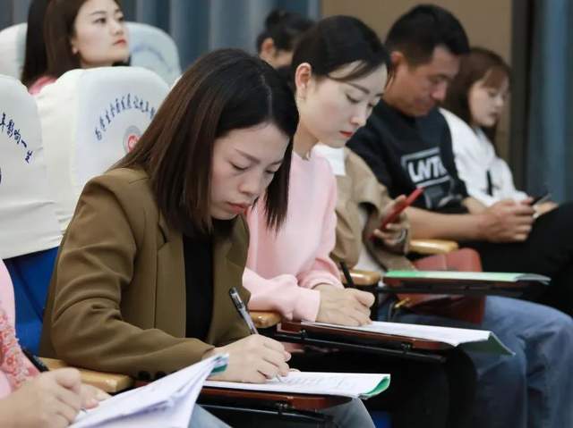 四川省民生研究会新媒体中心-官网