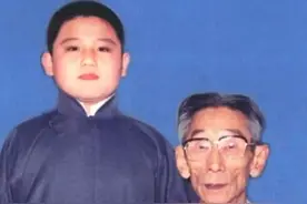 相声界的八零后“大辈”，范振钰喊他师弟，郭德纲和姜昆喊他师叔图片