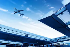 东航MU5735空难吓退了多少人？图片